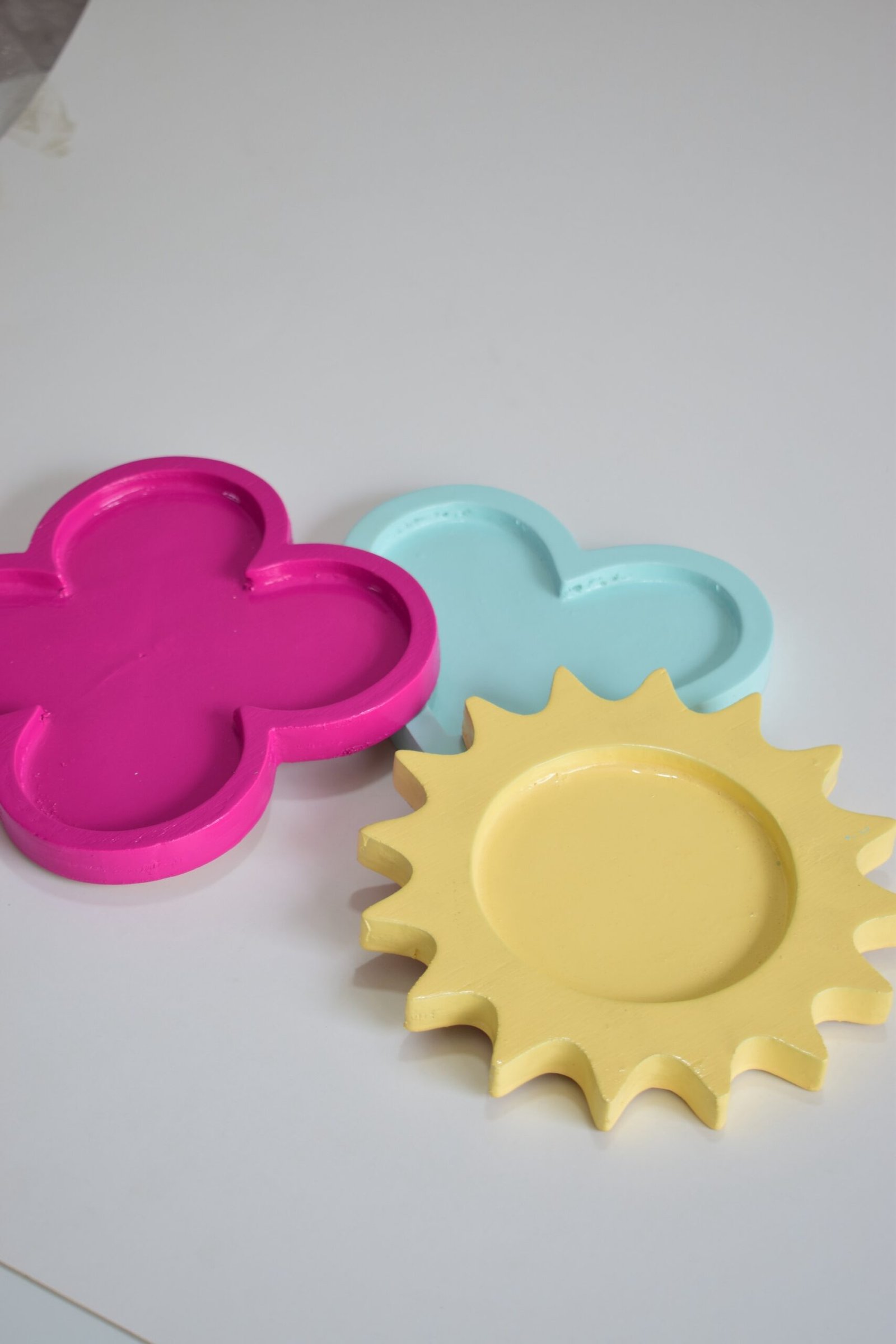 BANDEJA FIGURAS DE MADERA #13202